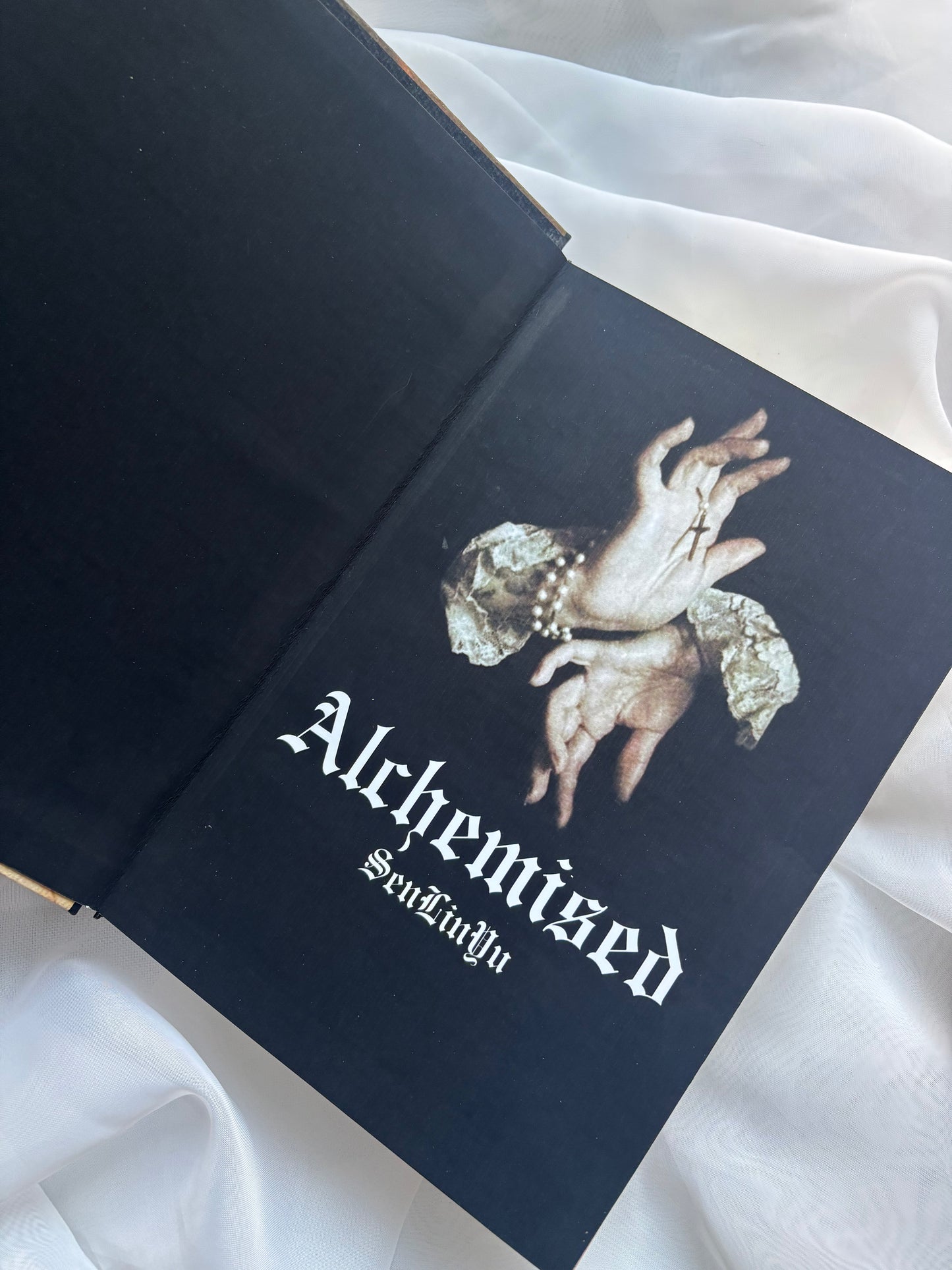 Alchemised by SenlinYu Hardcover Rebind // Special Edition